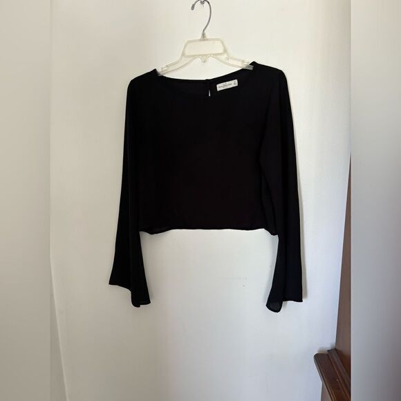 Abercrombie black long bell sleeve crewneck top size M - Picture 8 of 10